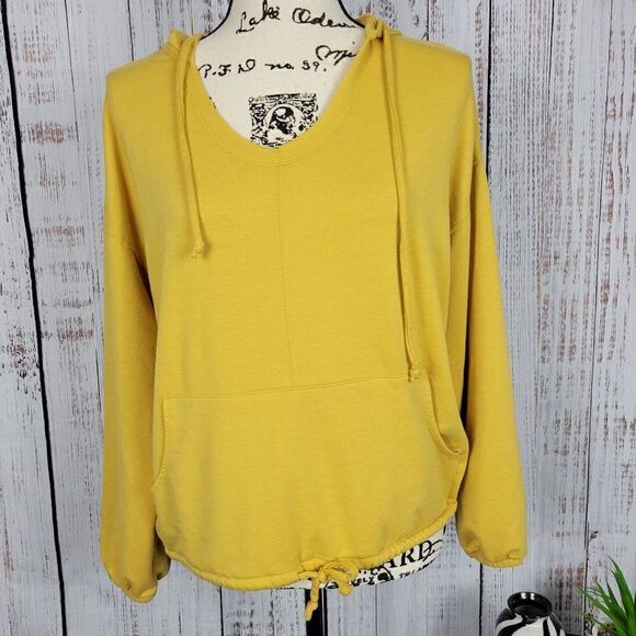 NWOT Maurices Yellow Medium Butter Soft Casual Relaxed Hooded Boho Chic Blouse - Picture 2 of 10